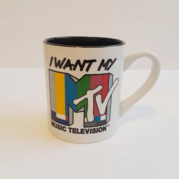 MTV white coffee mug with multi colors NWOT - Picture 3 of 3